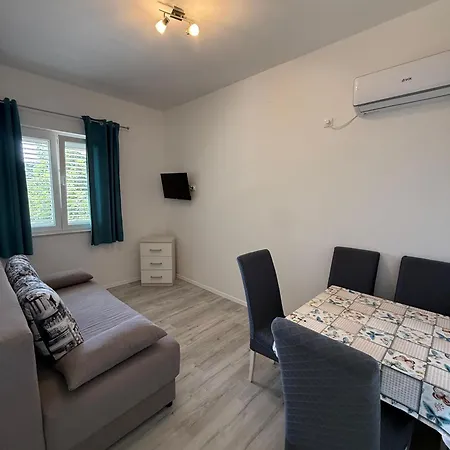 Pitarevic * Saplunara