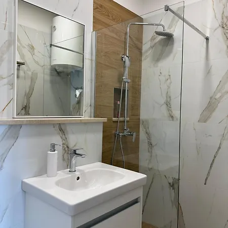 Apartment Pitarevic Saplunara